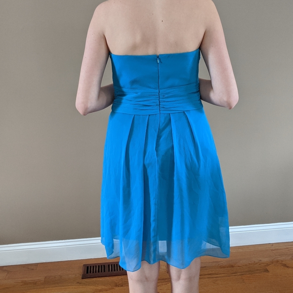 David's Bridal Sz 8 Pacific Short Crinkle Chiffon - Picture 5 of 8